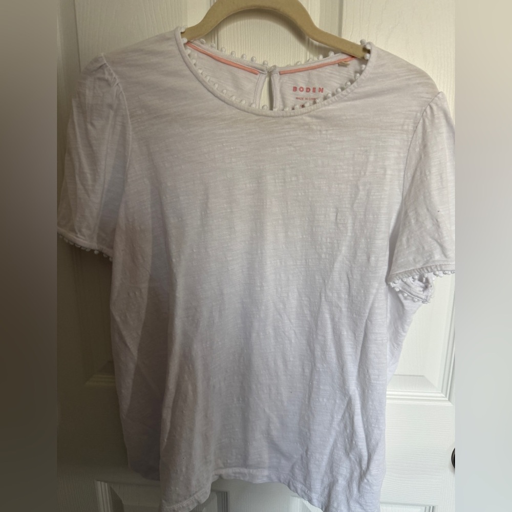 Boden Classic White Short Sleeve Tee